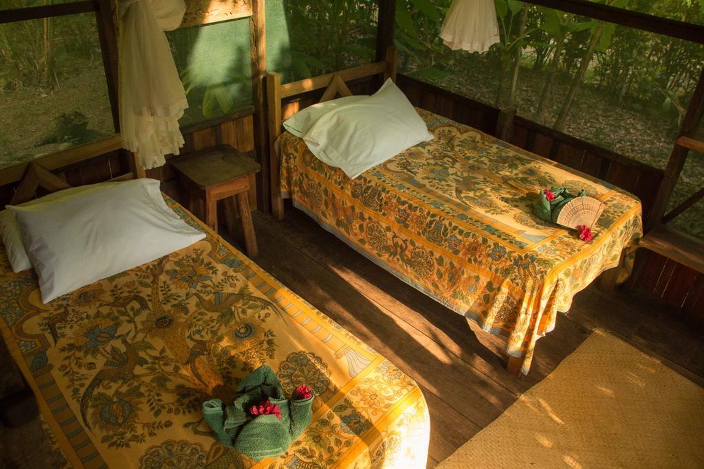 Finca Exotica Eco Lodge Carate ภายนอก รูปภาพ