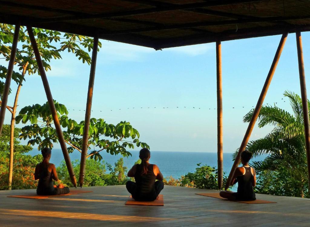 Finca Exotica Eco Lodge Carate ภายนอก รูปภาพ